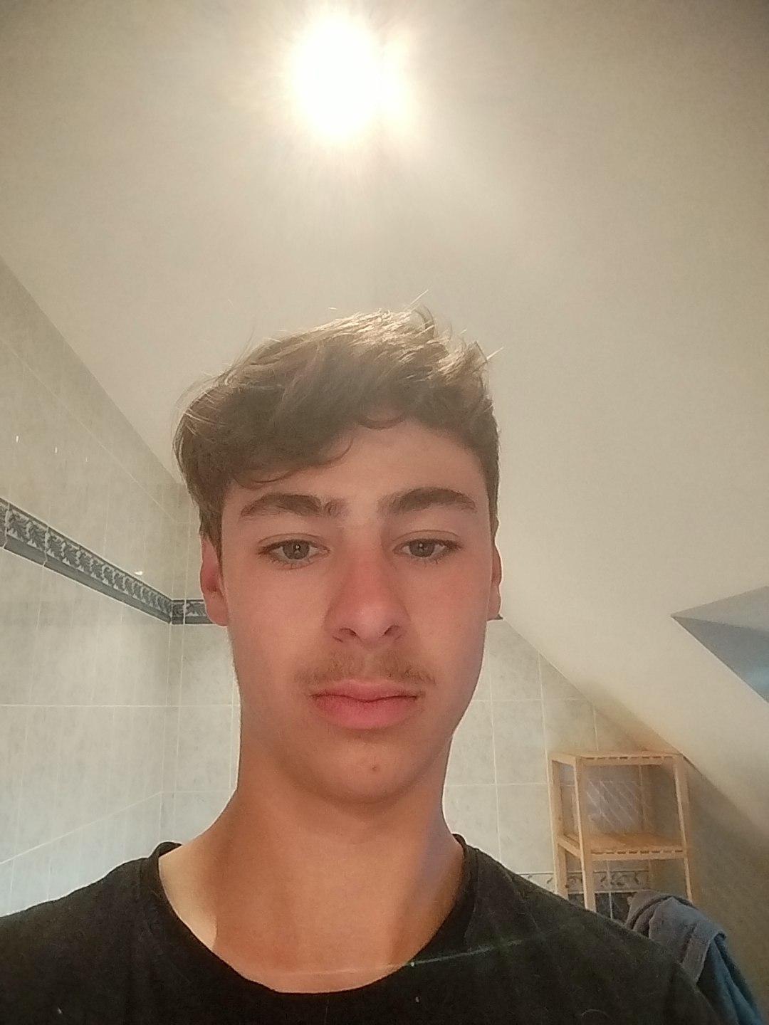 Profil de Hillel, 21 ans, Trans Belgique à Florenville