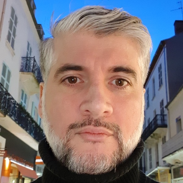 Profil de Yunes, 51 ans, Trans Belgique à Messancy