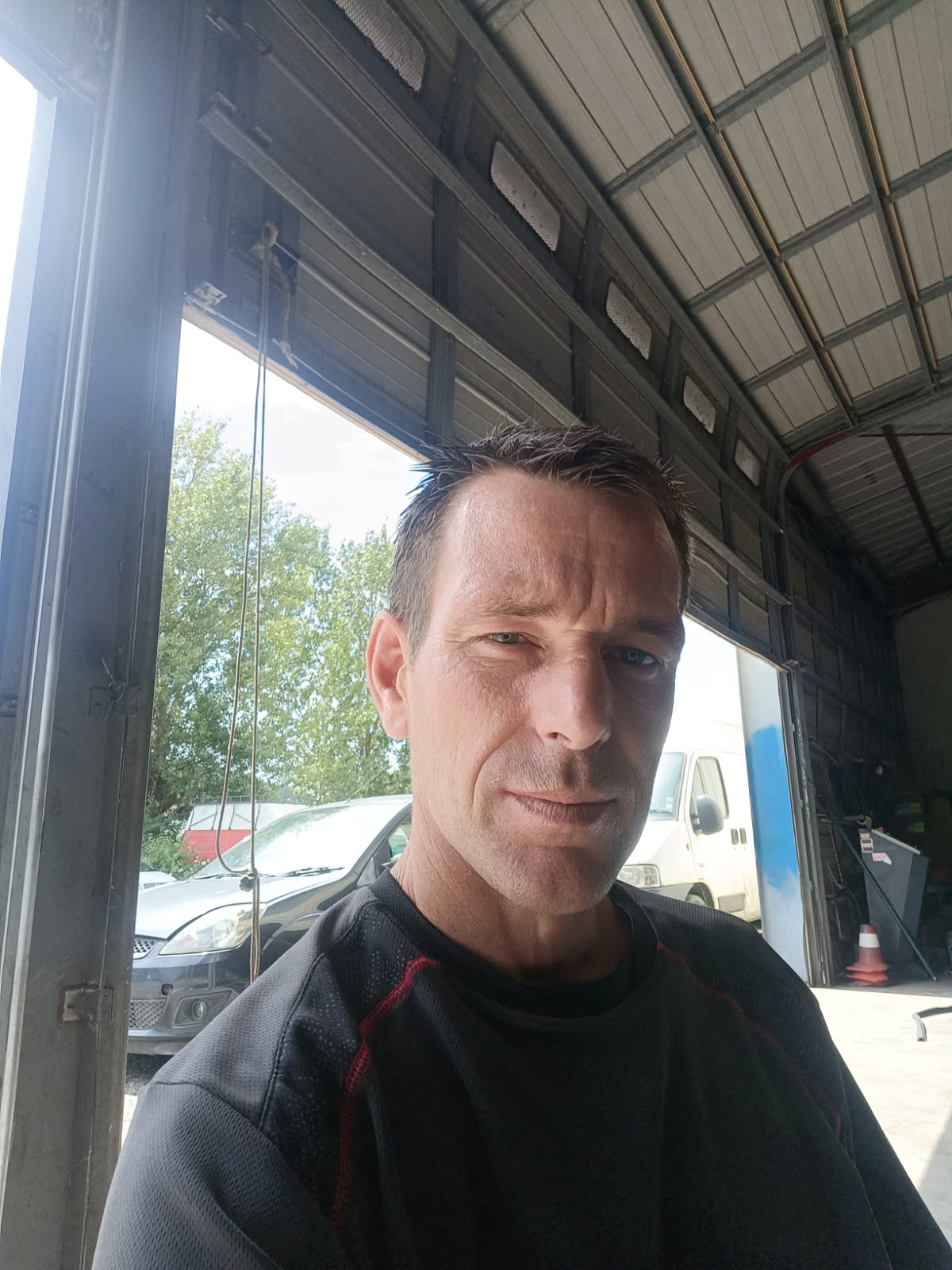 Profil de Bouna, 42 ans, Trans Belgique à Viroinval