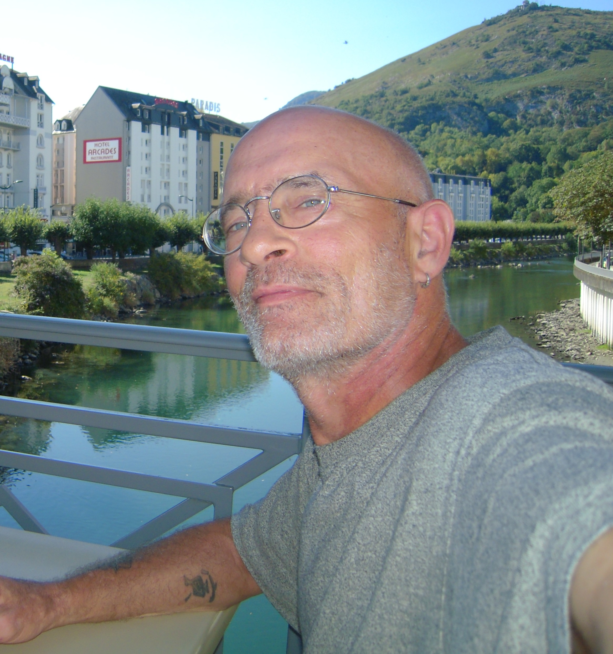 Profil de Luckas, 55 ans, Trans Belgique à La Roche-en-Ardenne