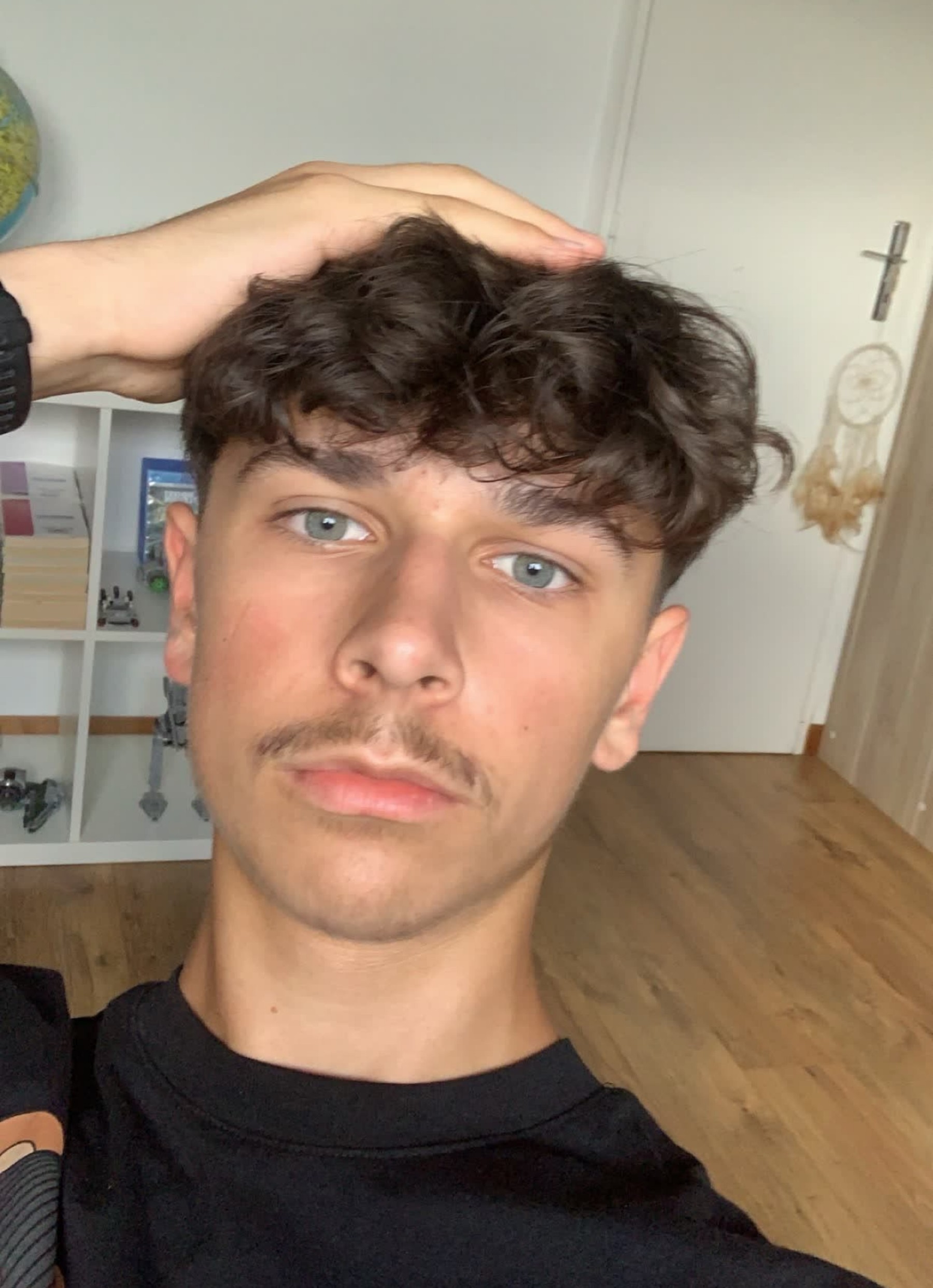 Profil de Kadir, 19 ans, Trans Belgique à Sint-Pieters-Leeuw