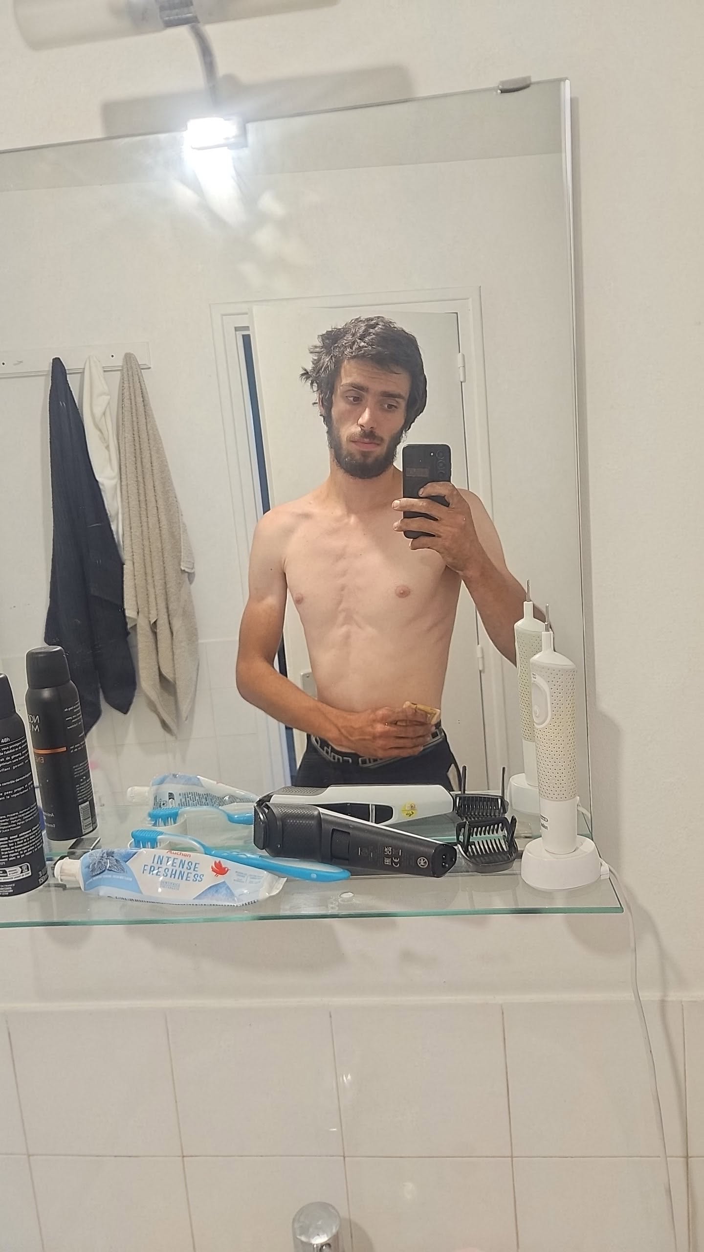 Profil de Erdogan, 19 ans, Trans Belgique à Dessel