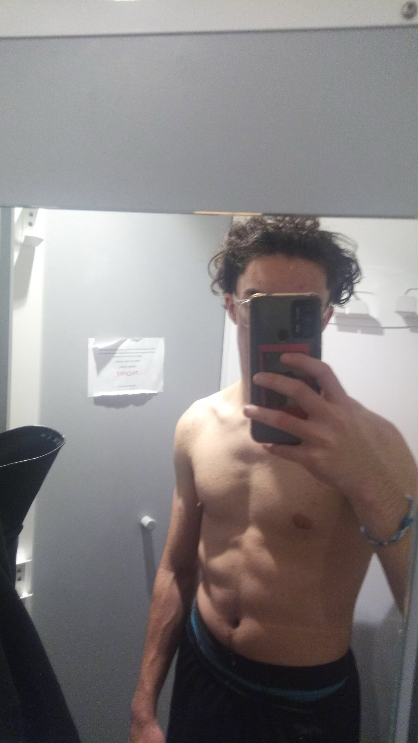 Profil de Mohamed-adam, 19 ans, Trans Belgique à Niel